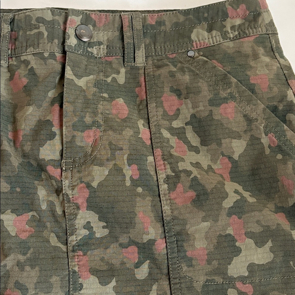 Title Nine Big B Skort Wailea Camo green pink zip close pockets boy short lined - Picture 9 of 16